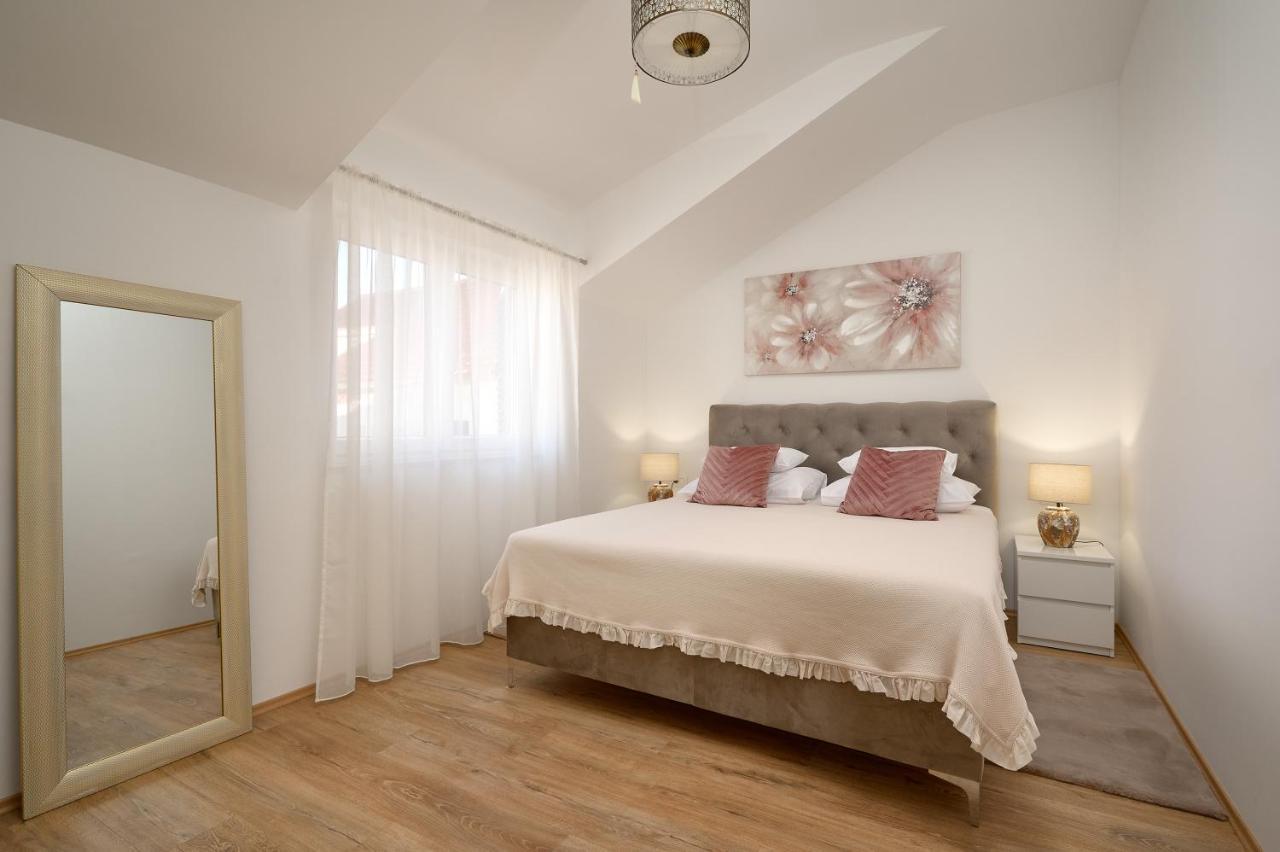 Zora Residence Kaštela Exteriér fotografie